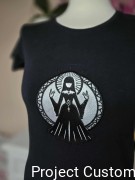 T-shirt Damski, Kolor Ciemny Granat, Haft Komputerowy, Kapłanka