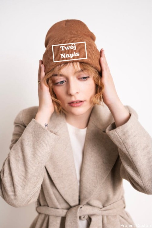 Czapka Beanie z haftem