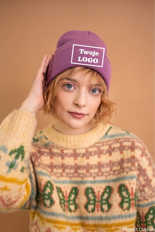 Czapka Beanie z haftem
